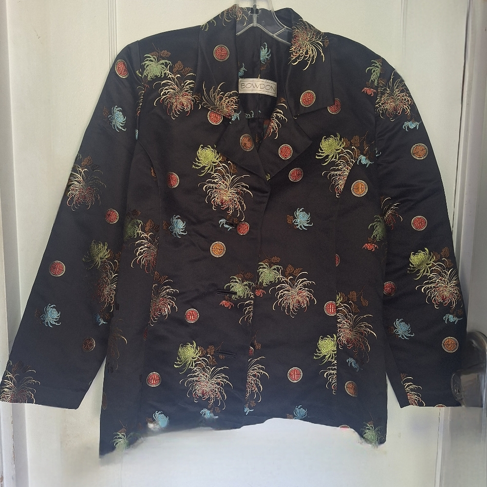 Silky Bowdon 3-Button Blazer Jacket Asian Inspired Chrysanthemum Black Silk?